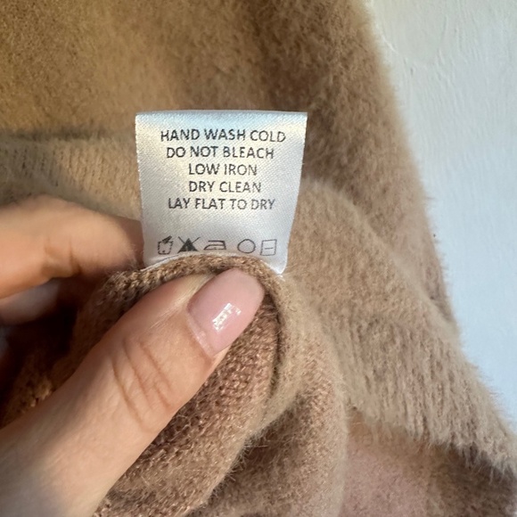 NWT Lovers & Friends Sweater Dress - Picture 7 of 7